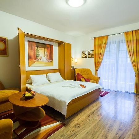 Vila Helena - Apartment Helena 2 Rózsahegy Kültér fotó