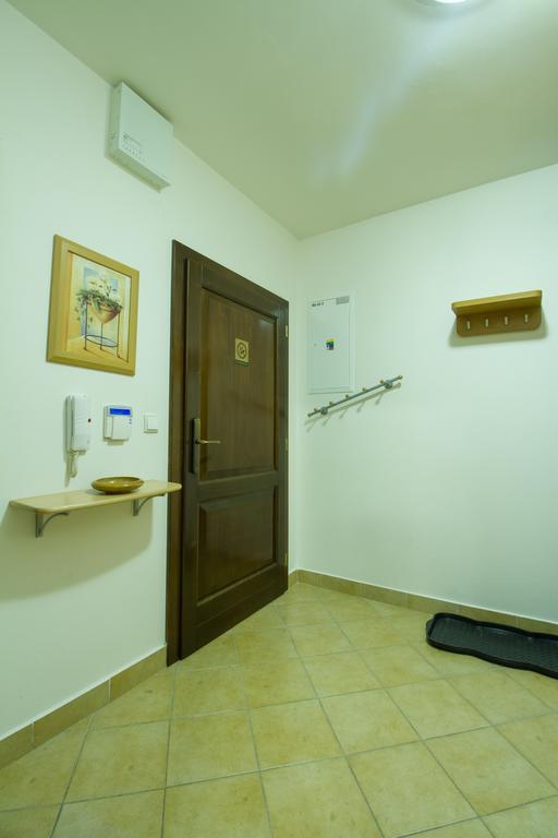 Vila Helena - Apartment Helena 2 Rózsahegy Kültér fotó