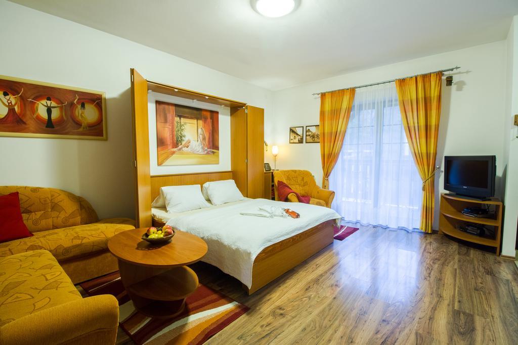 Vila Helena - Apartment Helena 2 Rózsahegy Kültér fotó